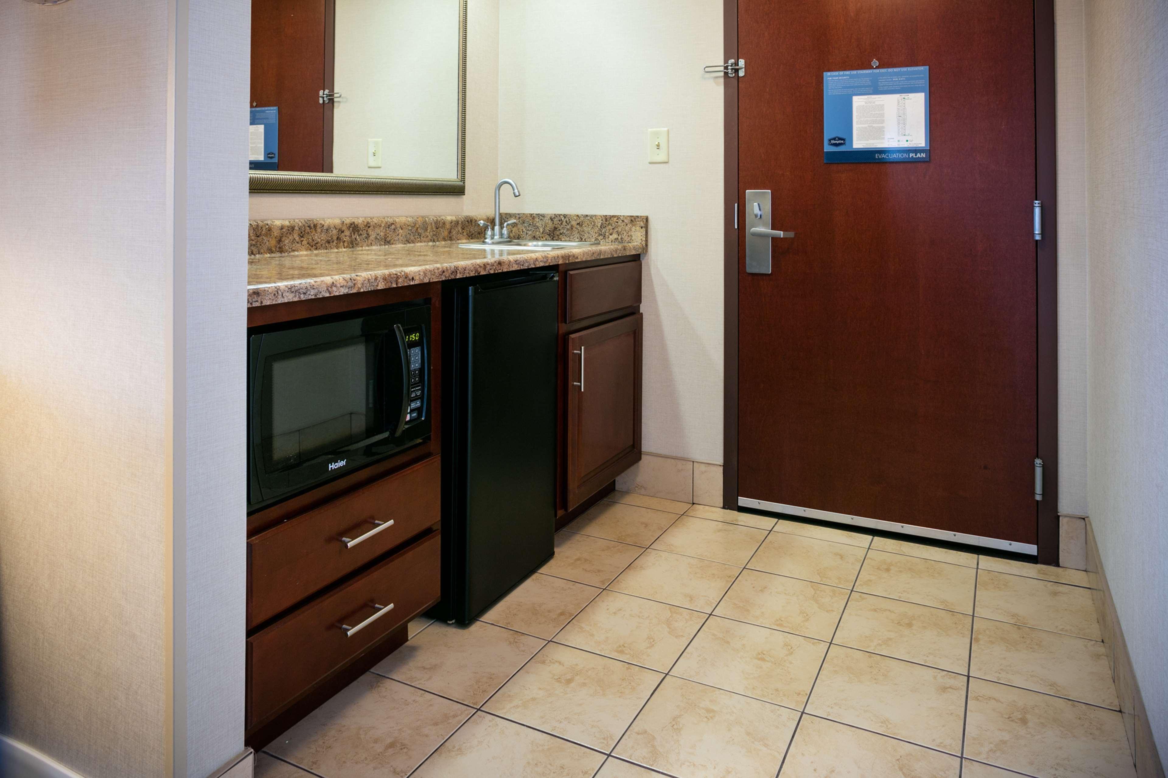 Rossford Hampton Inn & Suites Toledo-Perrysburg מראה חיצוני תמונה