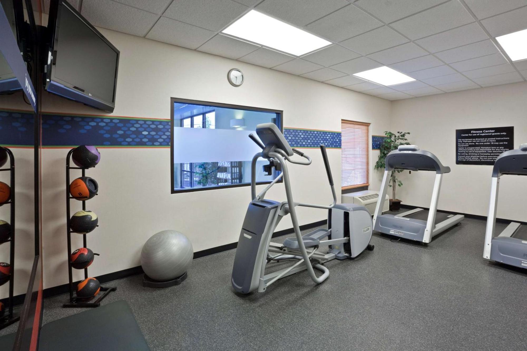 Rossford Hampton Inn & Suites Toledo-Perrysburg מראה חיצוני תמונה