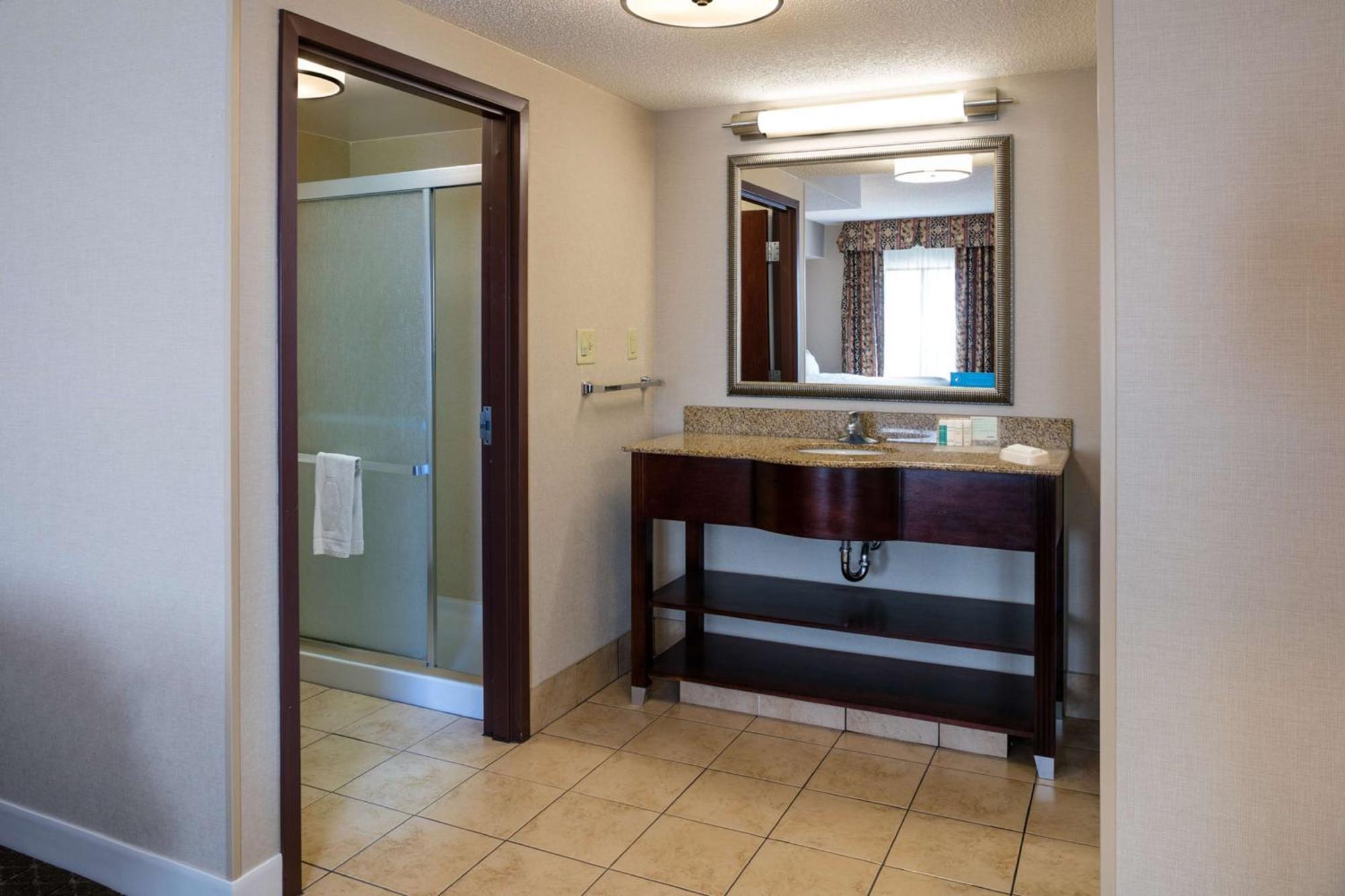 Rossford Hampton Inn & Suites Toledo-Perrysburg מראה חיצוני תמונה