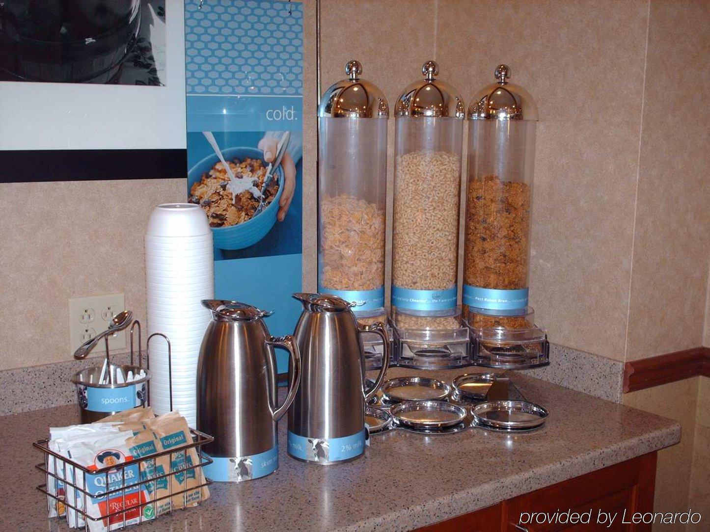 Rossford Hampton Inn & Suites Toledo-Perrysburg מסעדה תמונה