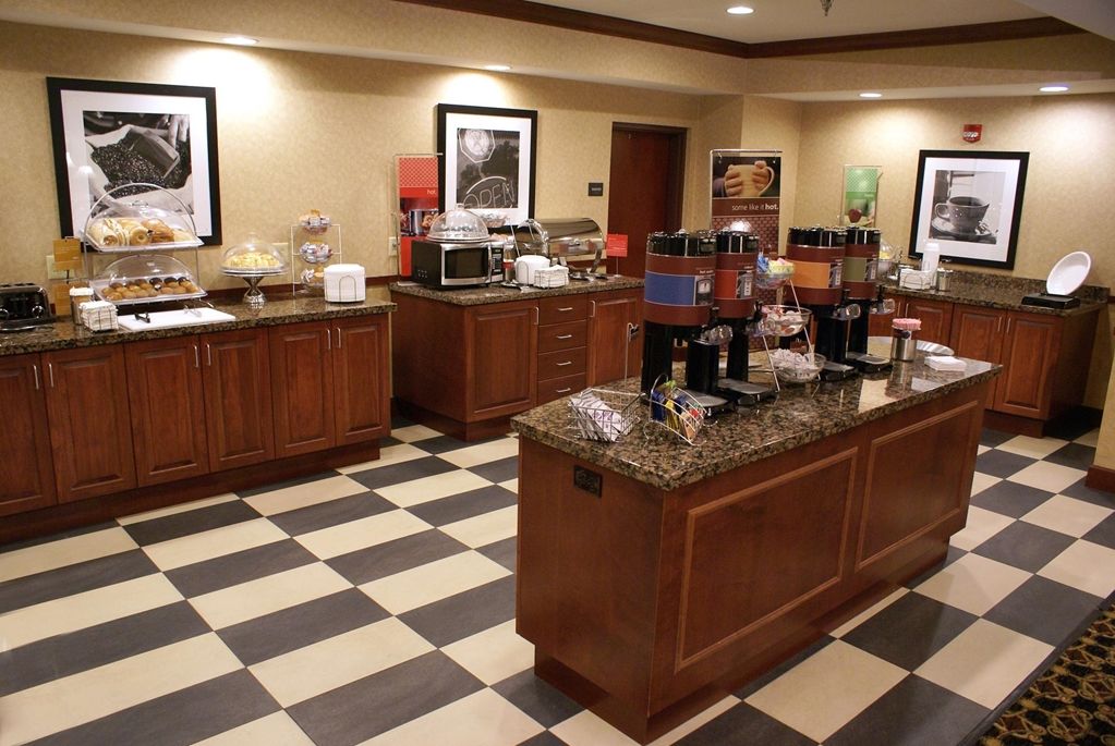 Rossford Hampton Inn & Suites Toledo-Perrysburg מסעדה תמונה